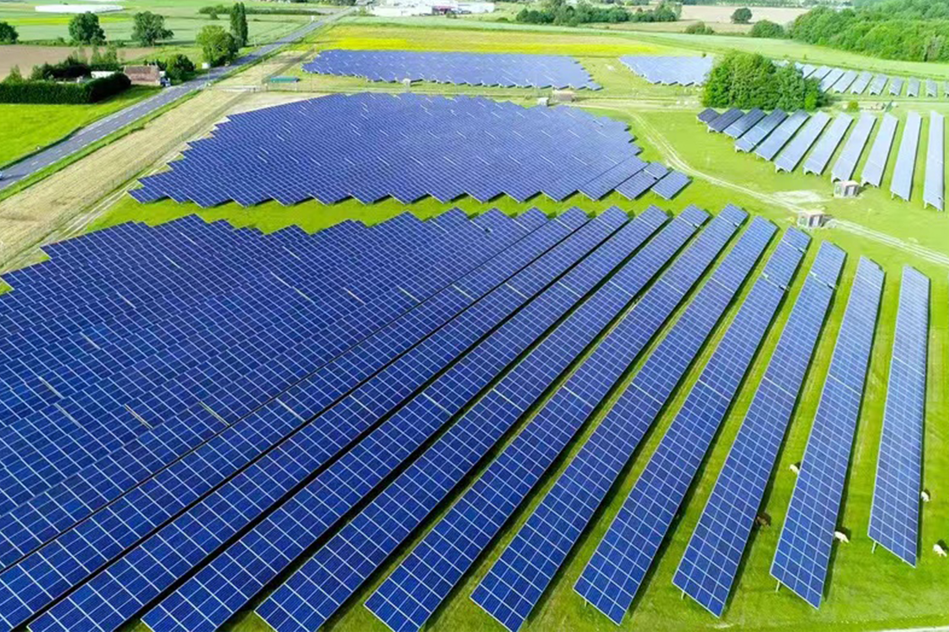 碳足迹优势显著，HJT每年可减少1亿吨碳排量